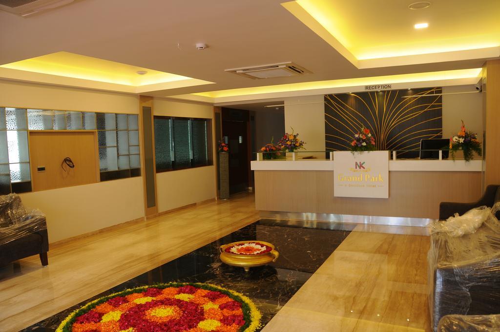 Hotel Nk Grand Park Airport Hotel Madras Buitenkant foto