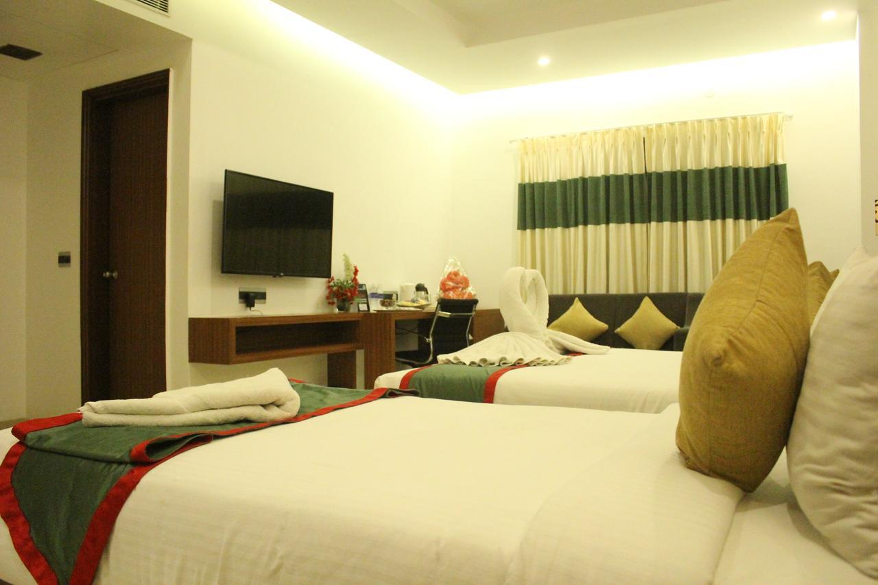 Hotel Nk Grand Park Airport Hotel Madras Buitenkant foto