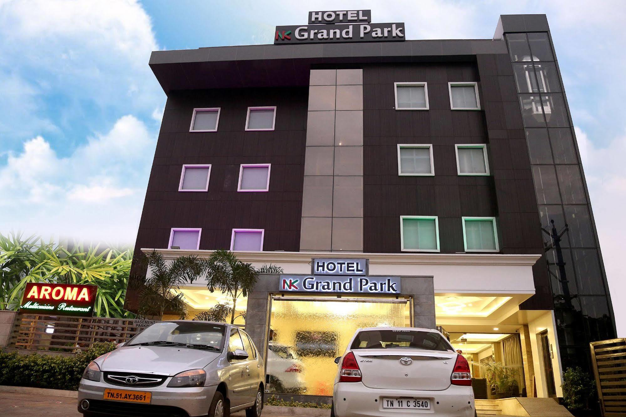 Hotel Nk Grand Park Airport Hotel Madras Buitenkant foto