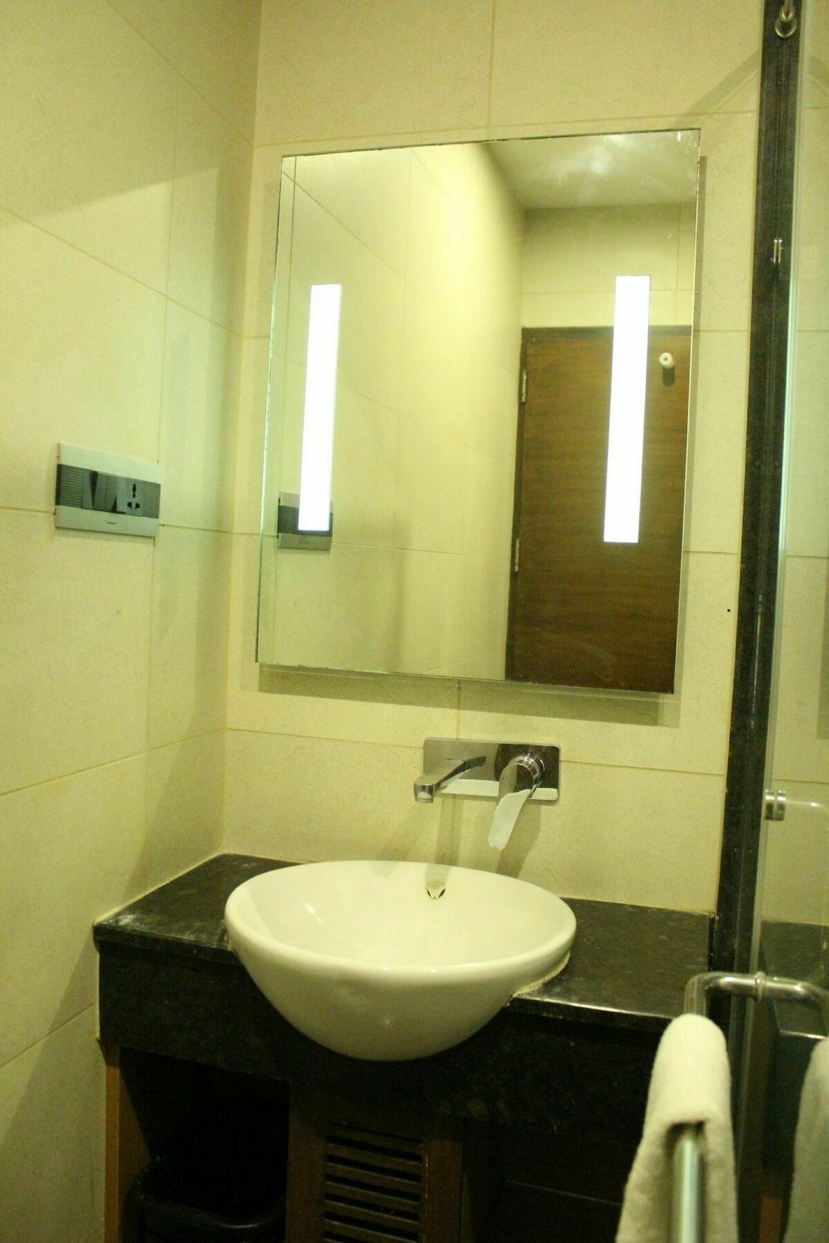 Hotel Nk Grand Park Airport Hotel Madras Buitenkant foto